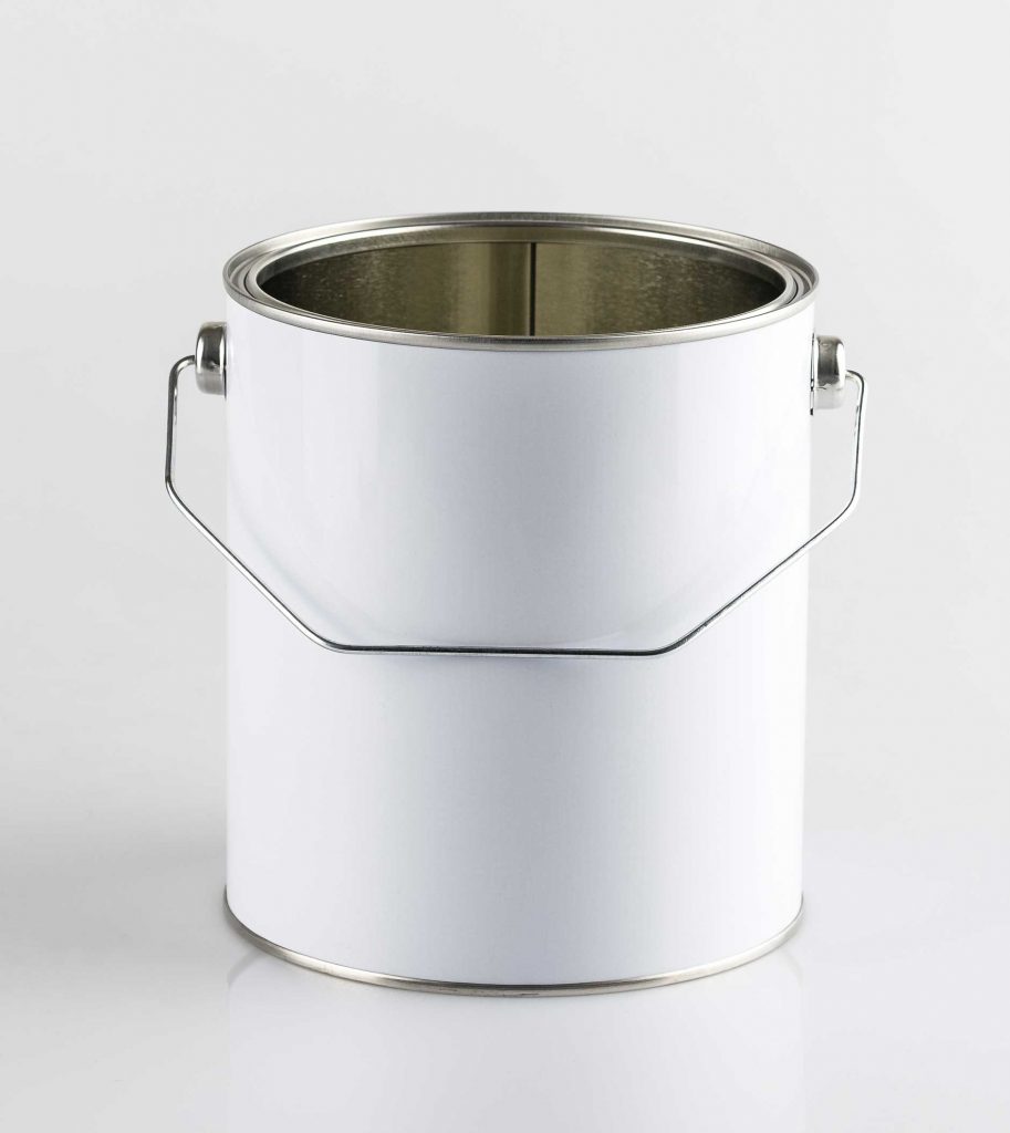 Barattolo cilindrico in metallo con diametro di 153 millimetri con manico